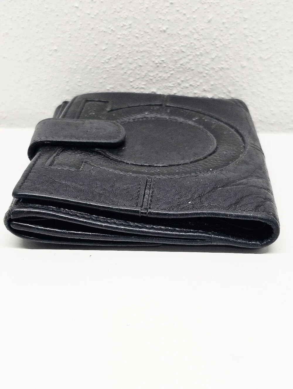 Salvatore Ferragamo Black Gancini Textured Leather Compact Wallet French Bifold